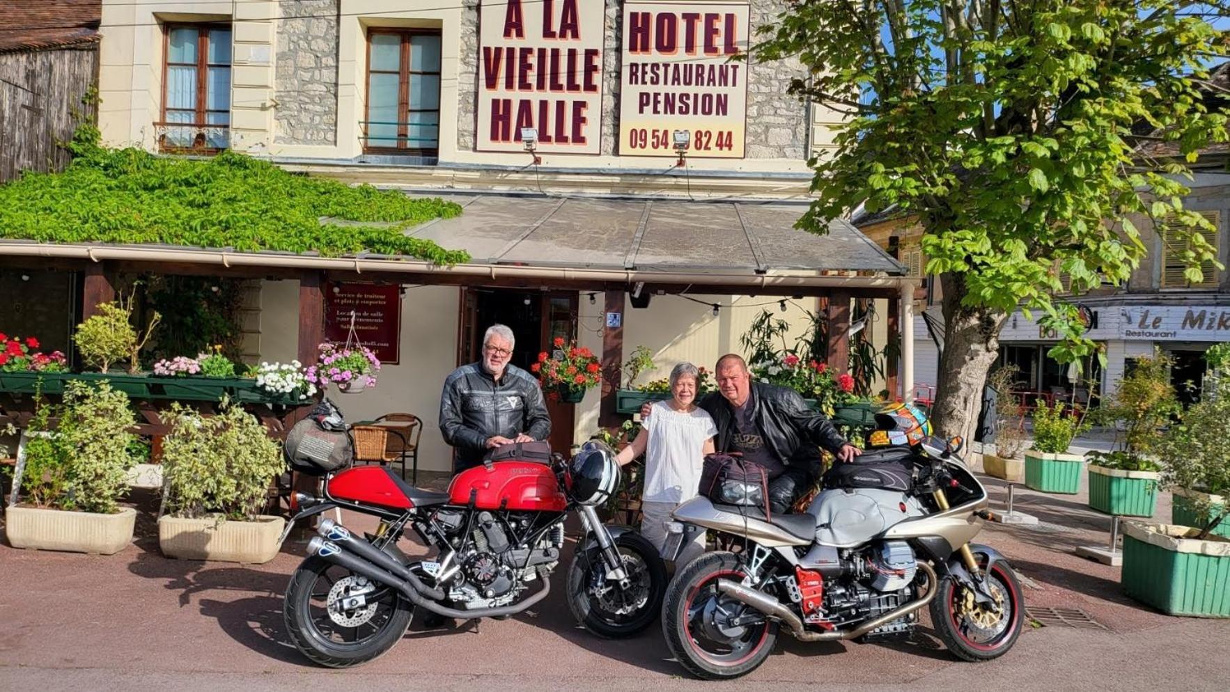 A La Vielle Halle Souppes-sur-Loing Exterior foto